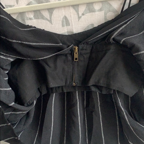 Strapless Cold shoulder top - Picture 2 of 2